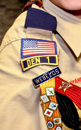 Cub uniform and badge placement